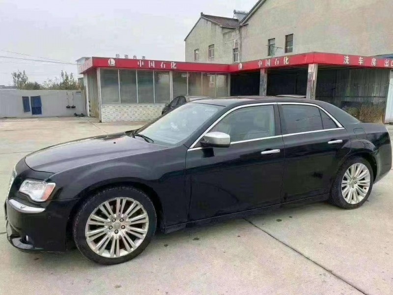常州13年克萊斯勒300C6