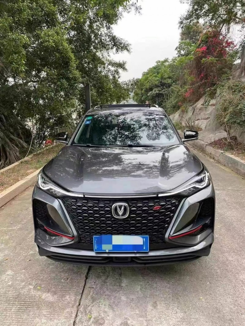廈門20年長安汽車CS751