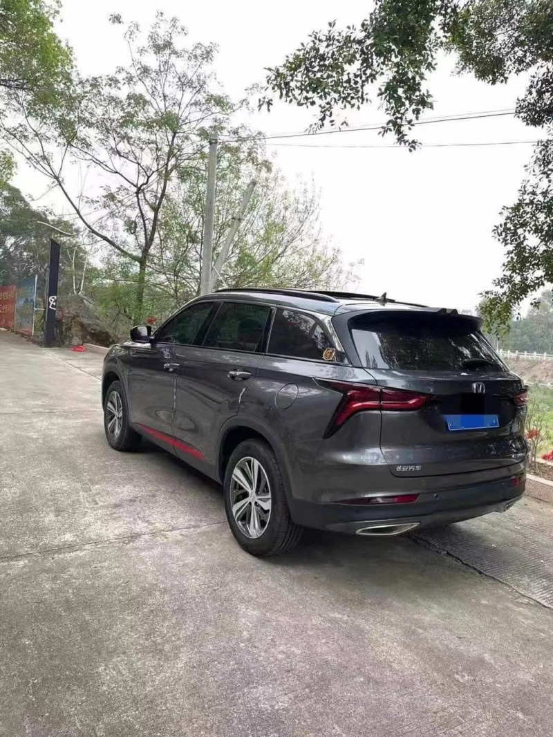 廈門20年長安汽車CS759