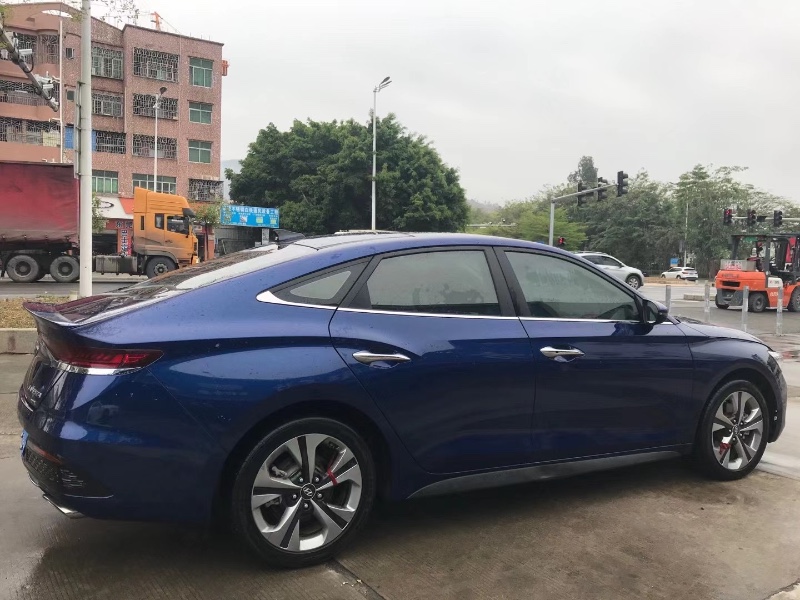 东莞20年现代菲斯塔4