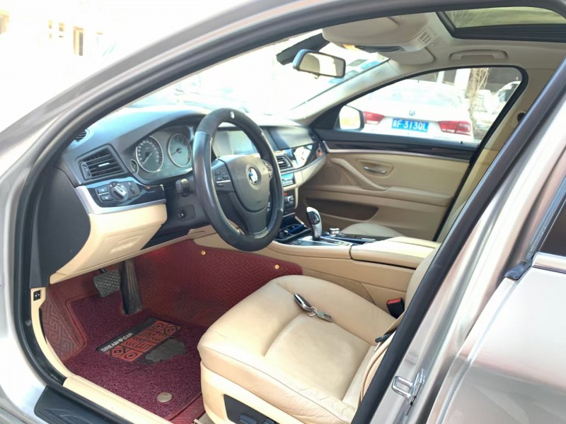 保定12年宝马5系3