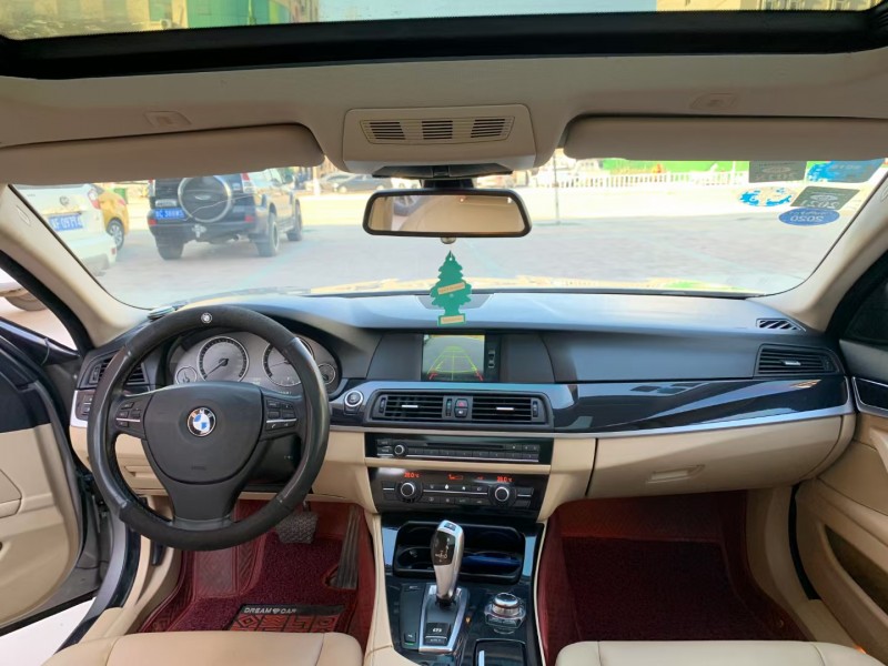 保定12年宝马5系1