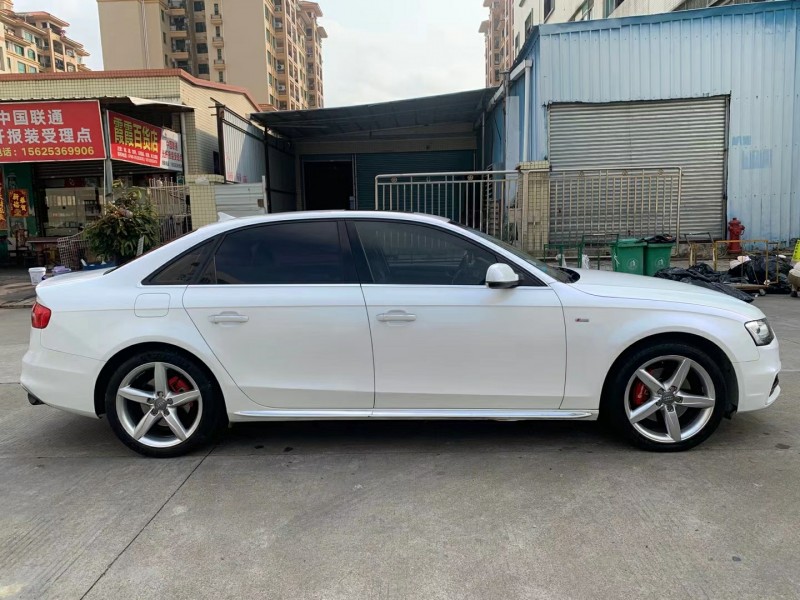中山15年奥迪A4L3