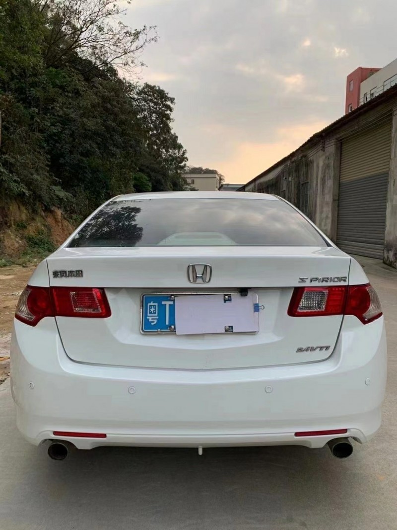 江门10年本田思铂睿7