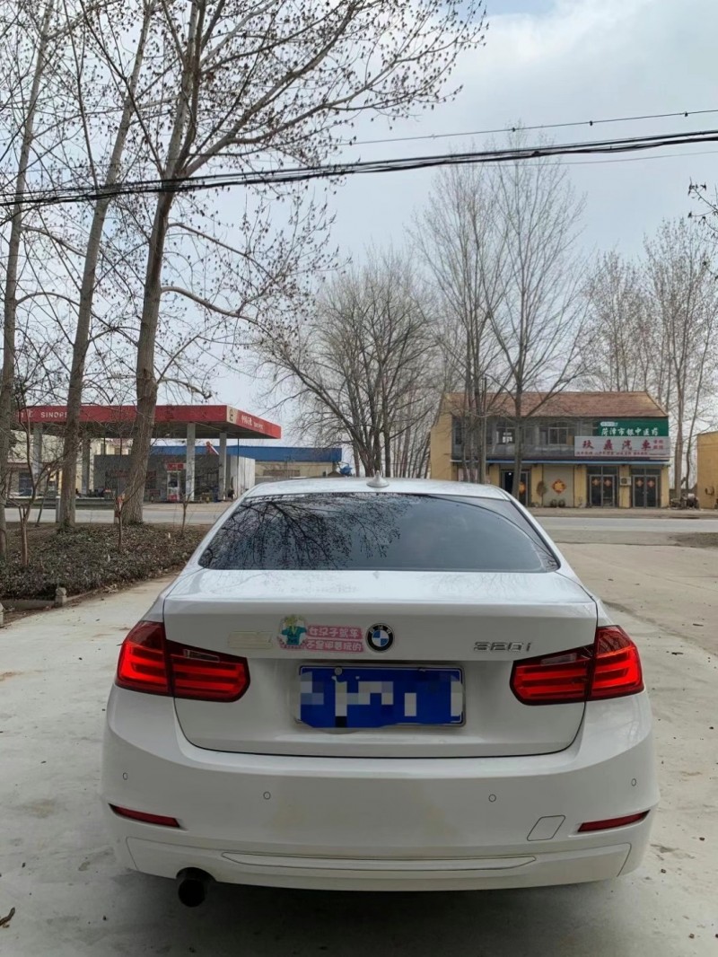 北京13年寶馬3系8