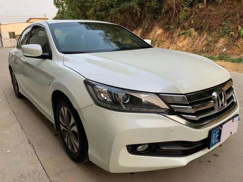 江门15年本田雅阁3