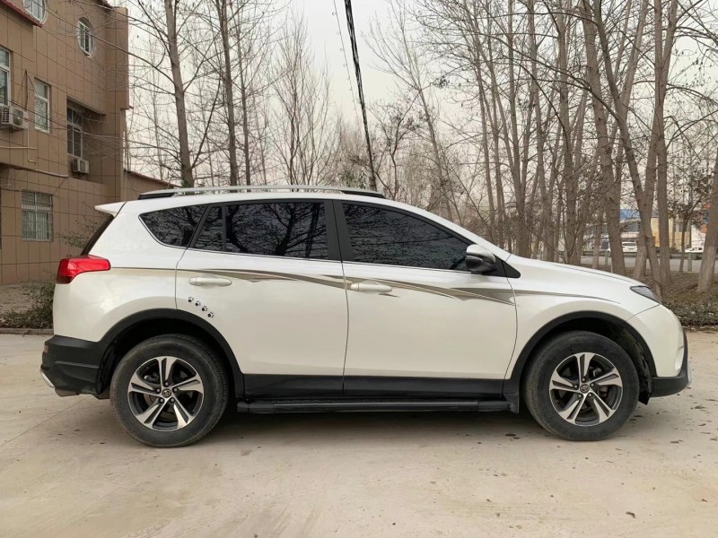 北京16年豐田RAV45