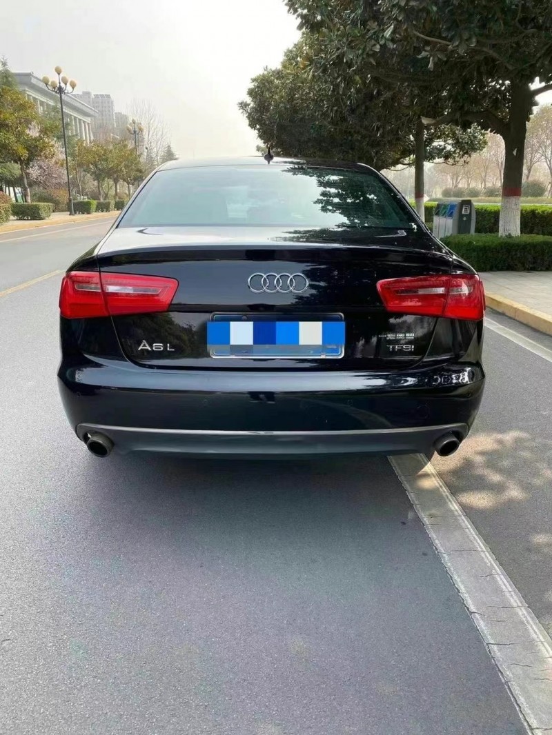 济宁14年奥迪A6L9