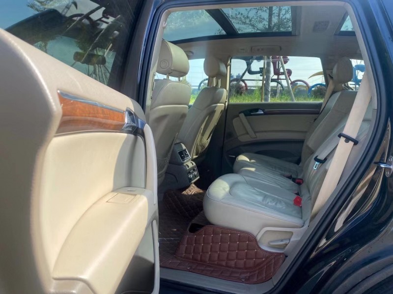 东莞07年奥迪Q77