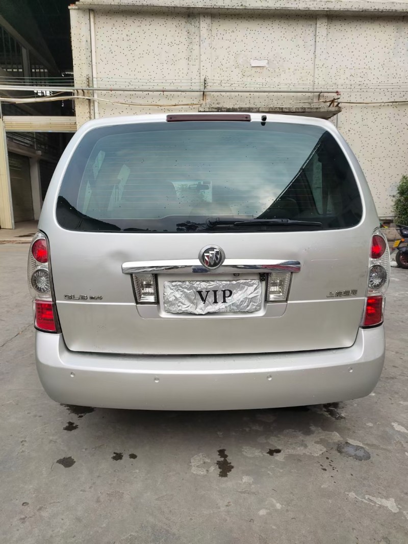 广州11年别克GL87