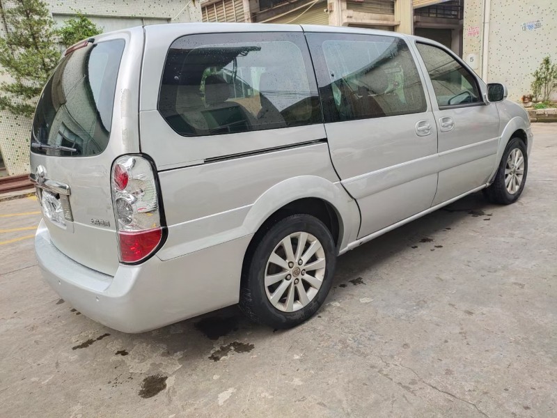 广州11年别克GL89