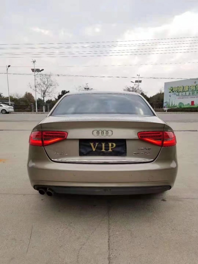 徐州14年奥迪A4L9