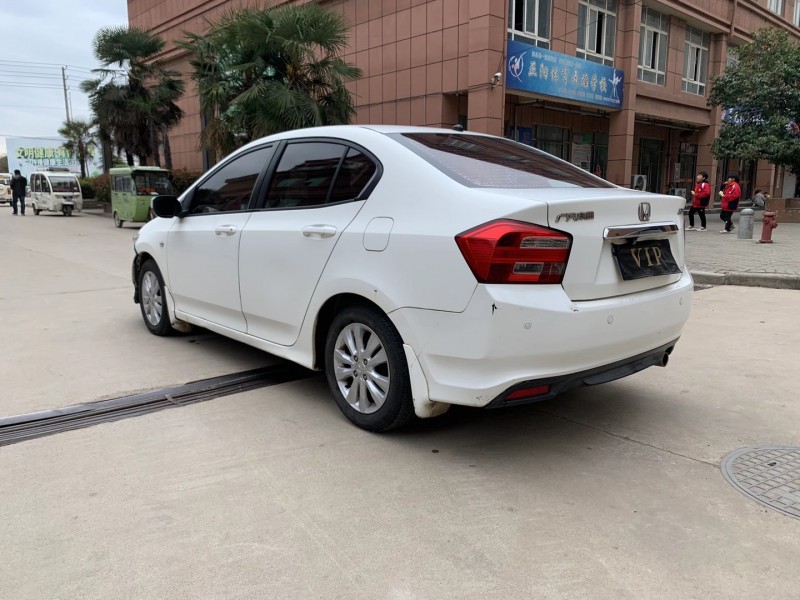 徐州12年本田锋范4