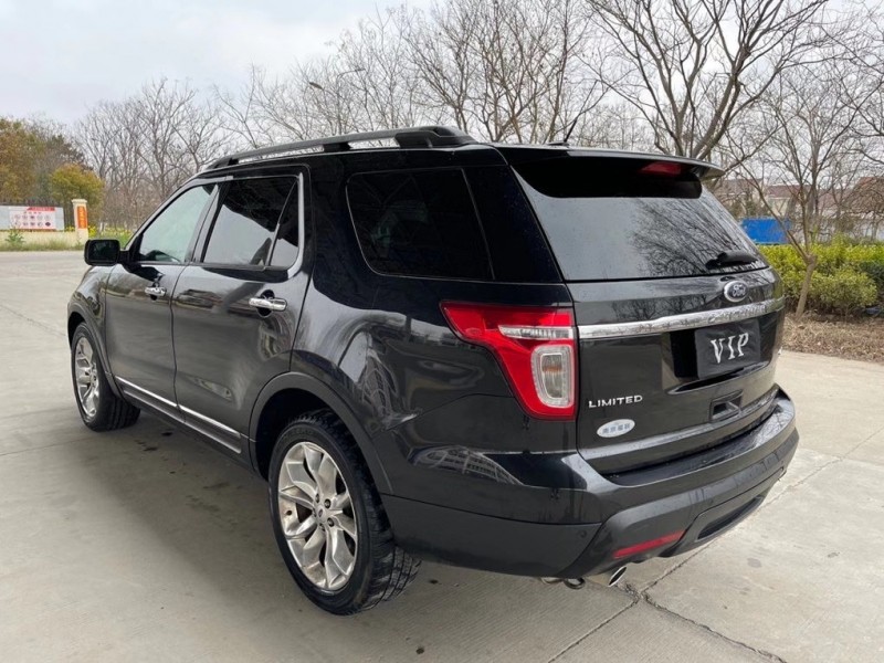 盐城15年福特探险者4