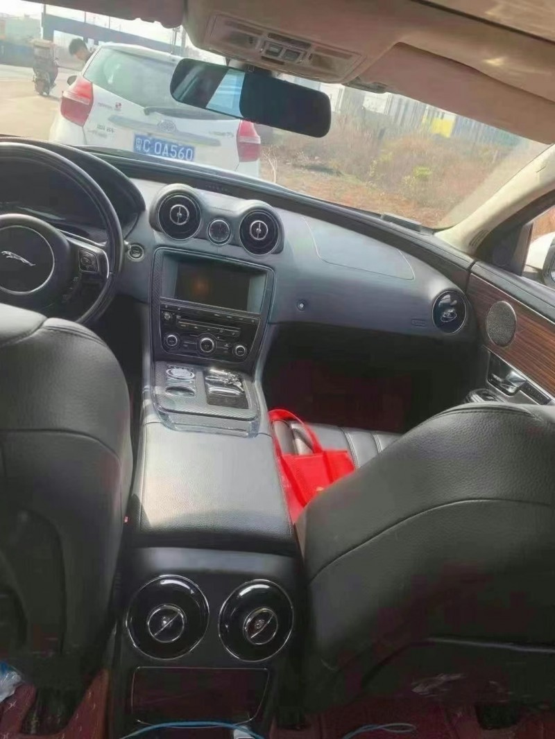 邵阳13年捷豹XJ7