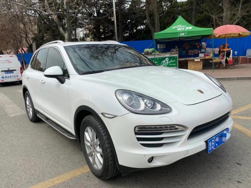 青岛13年保时捷卡宴6