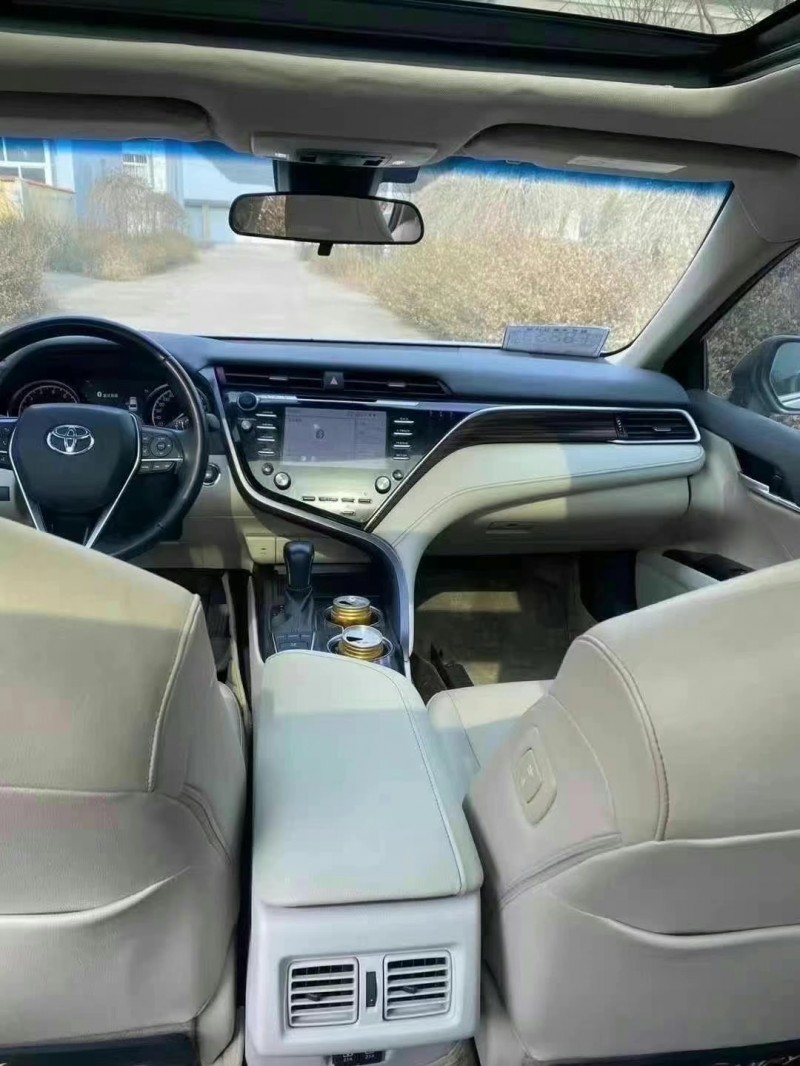 烟台18年丰田凯美瑞8
