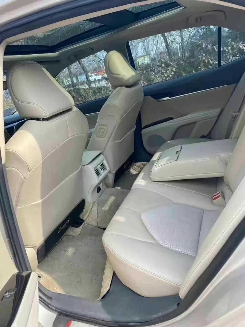 烟台18年丰田凯美瑞9