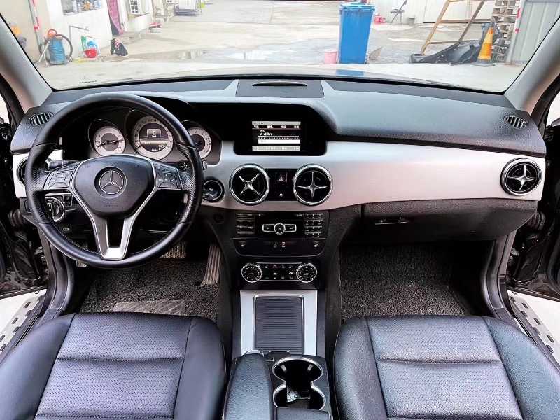 保定13年奔驰GLK6