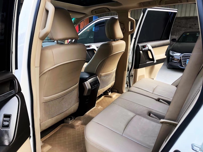 保定13年丰田普拉多7