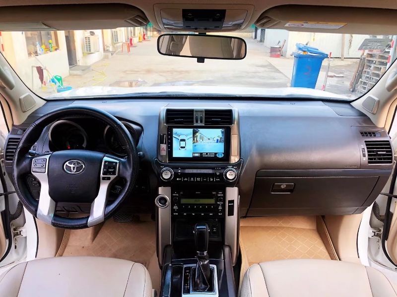 保定13年丰田普拉多6