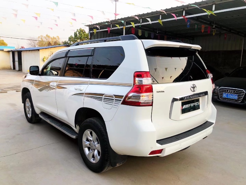 保定13年丰田普拉多5