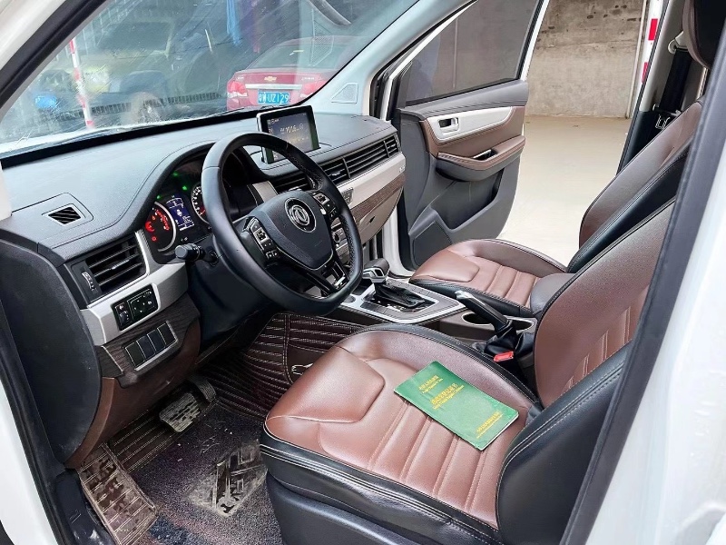 保定19年东风景逸6