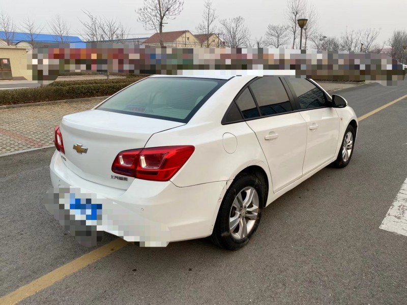 潍坊16年雪佛兰科鲁兹7