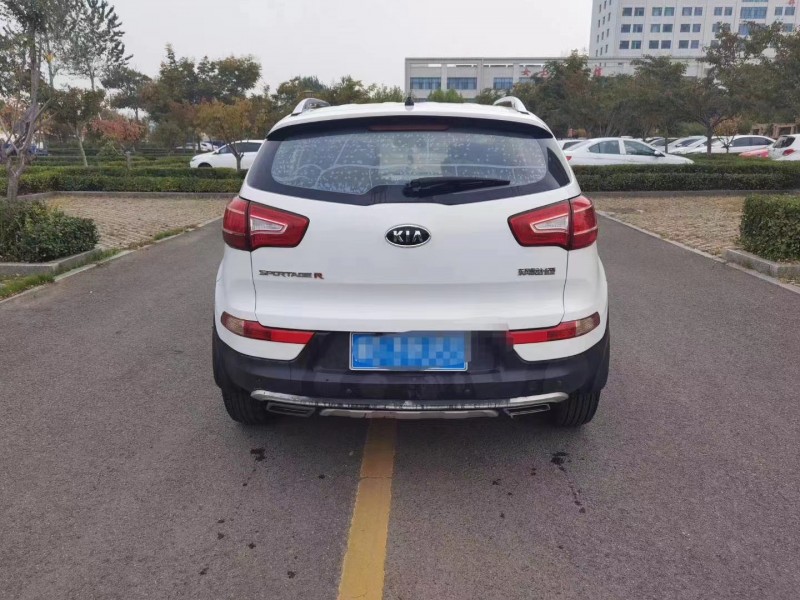 潍坊14年起亚智跑8