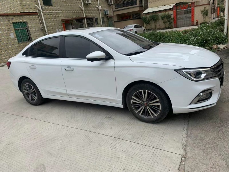 中山19年榮威Ei52