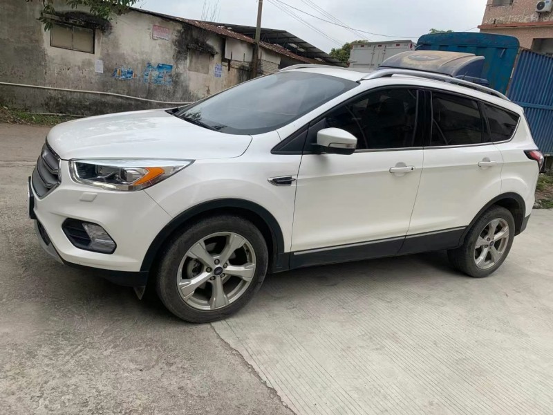 中山18年福特翼虎2