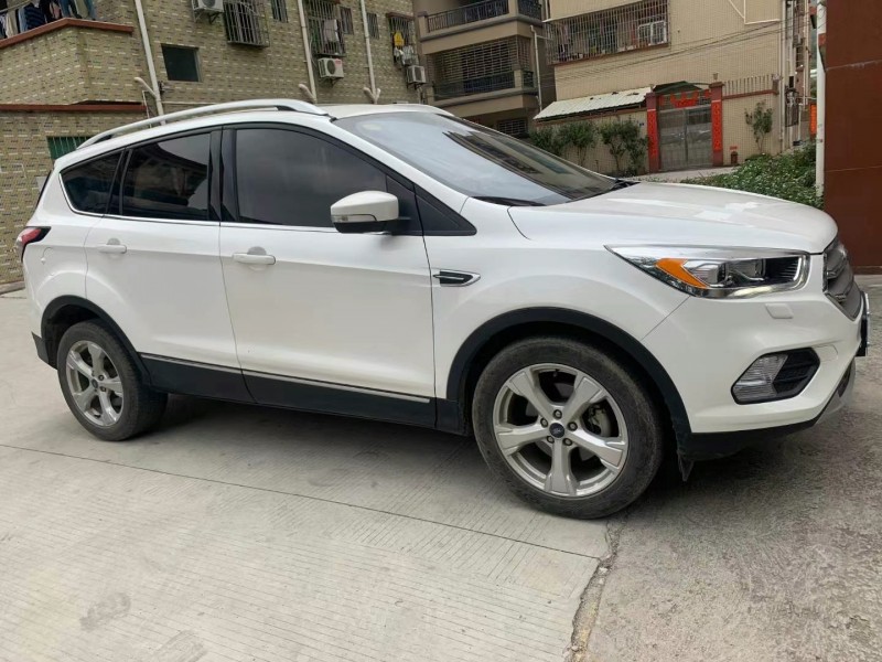 中山18年福特翼虎5