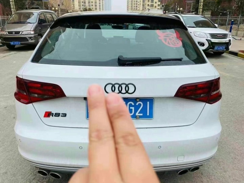 济宁16年奥迪A39