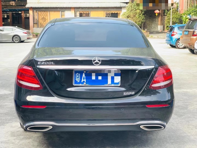 广州18年奔驰E5