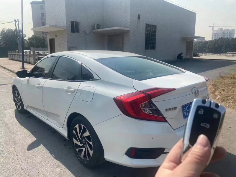 广州17年本田思域3