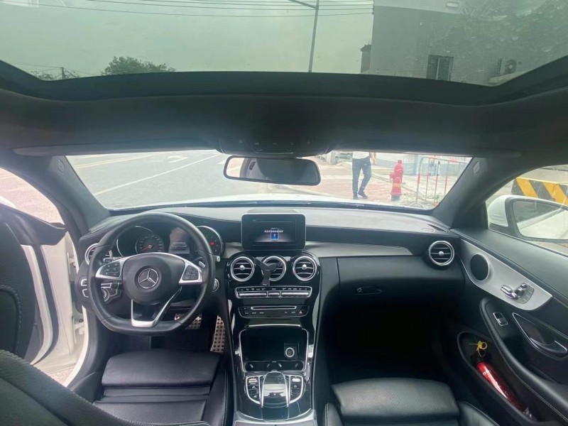 广州18年奔驰C8