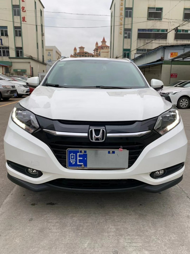 中山18年本田缤智1