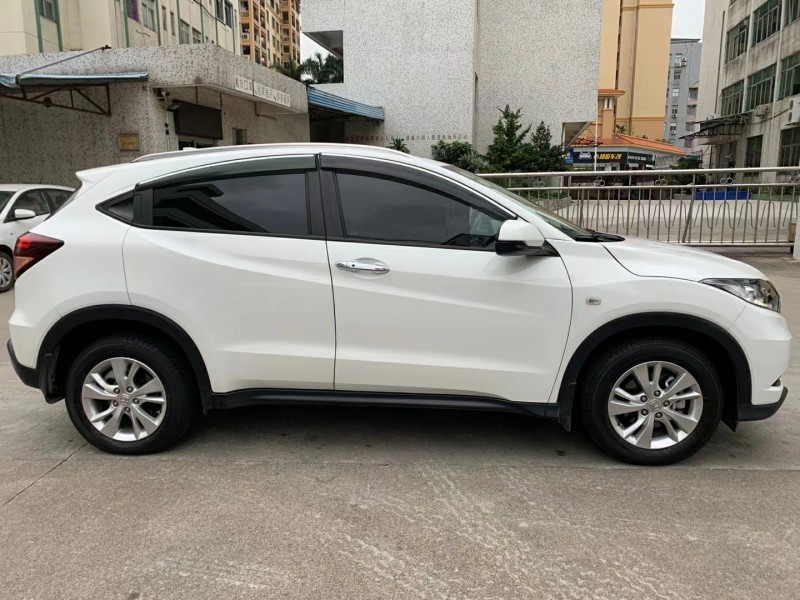 中山18年本田缤智2