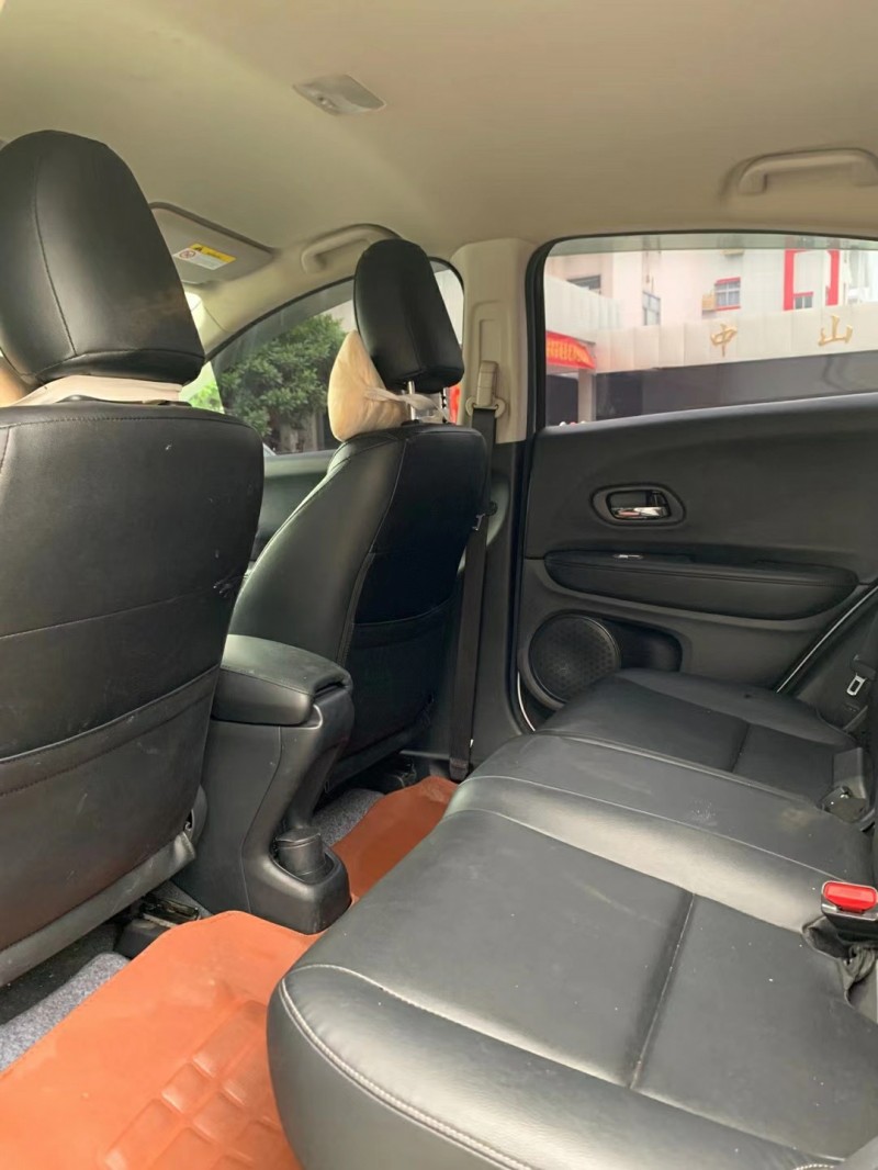 中山18年本田缤智7