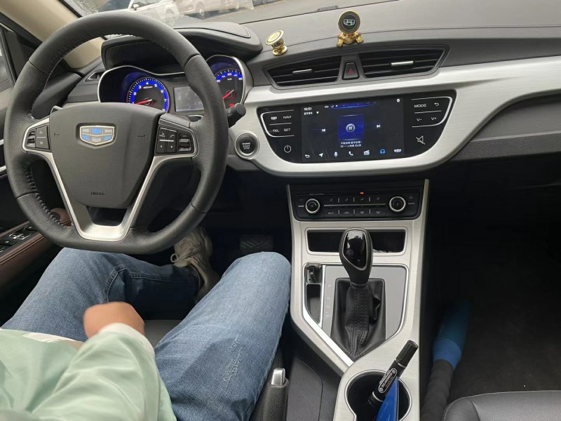 中山19年吉利远景3