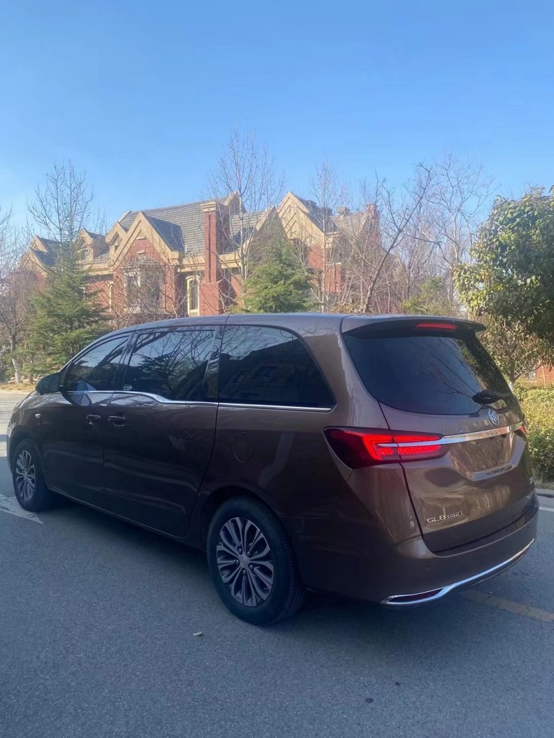 青岛20年别克GL85