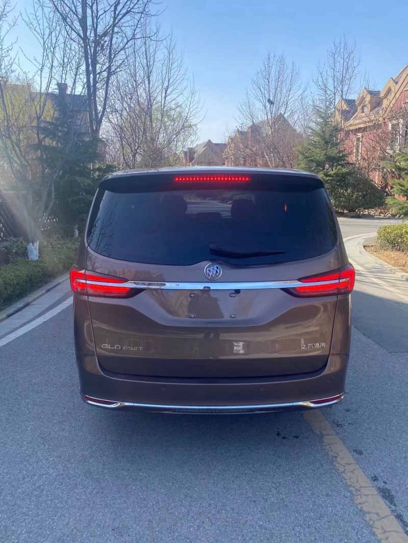 青岛20年别克GL84