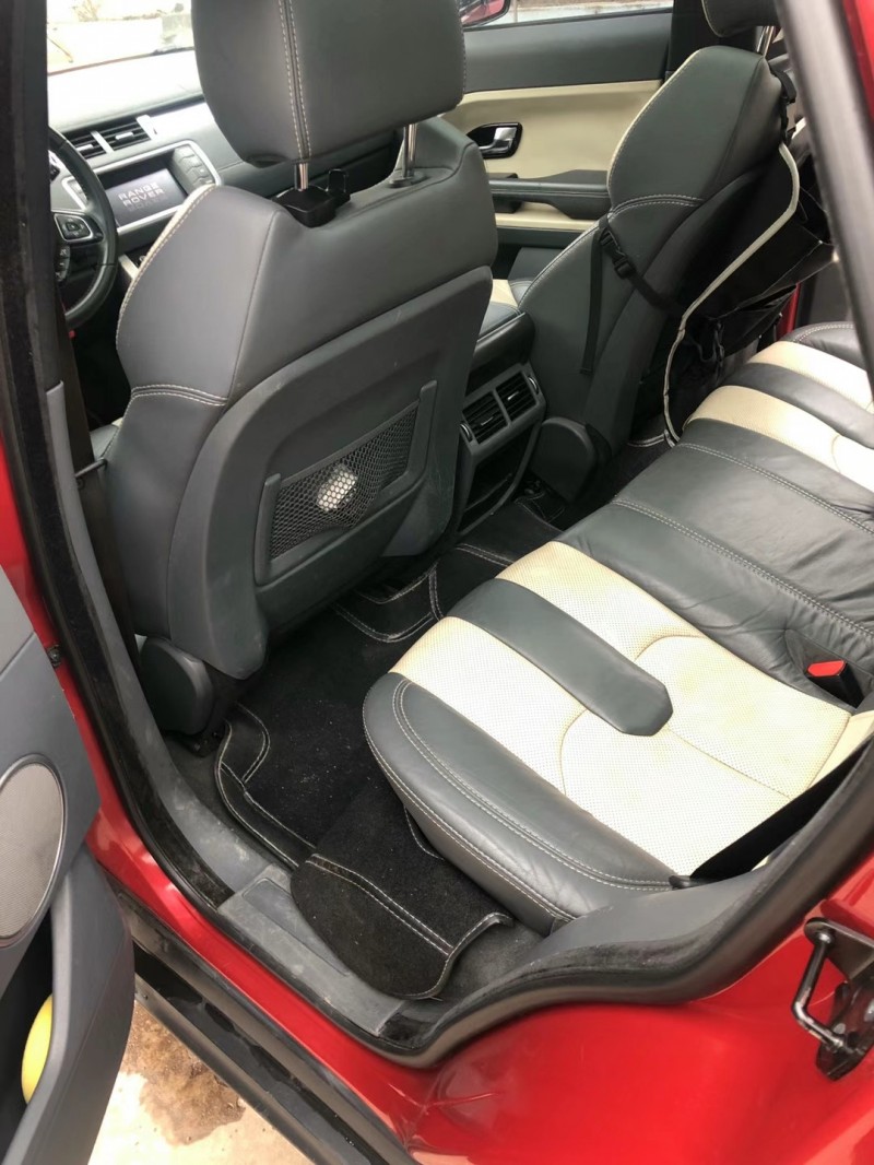 青岛13年路虎极光9