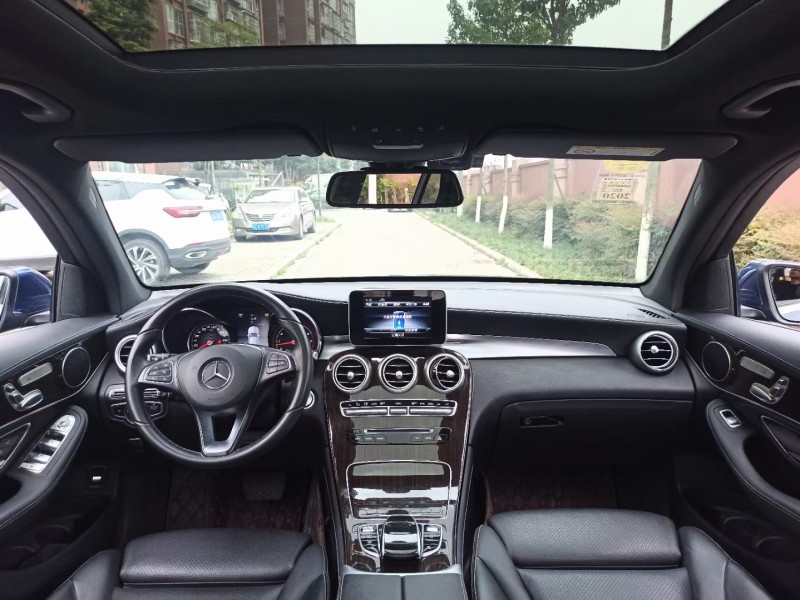 成都18年奔驰GLC6