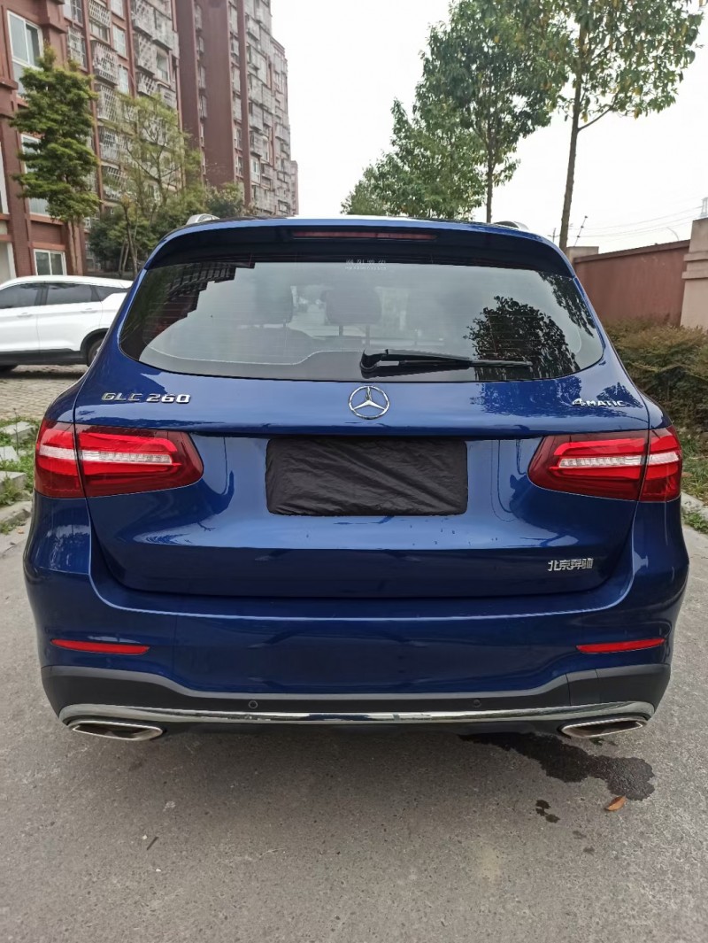 成都18年奔驰GLC1