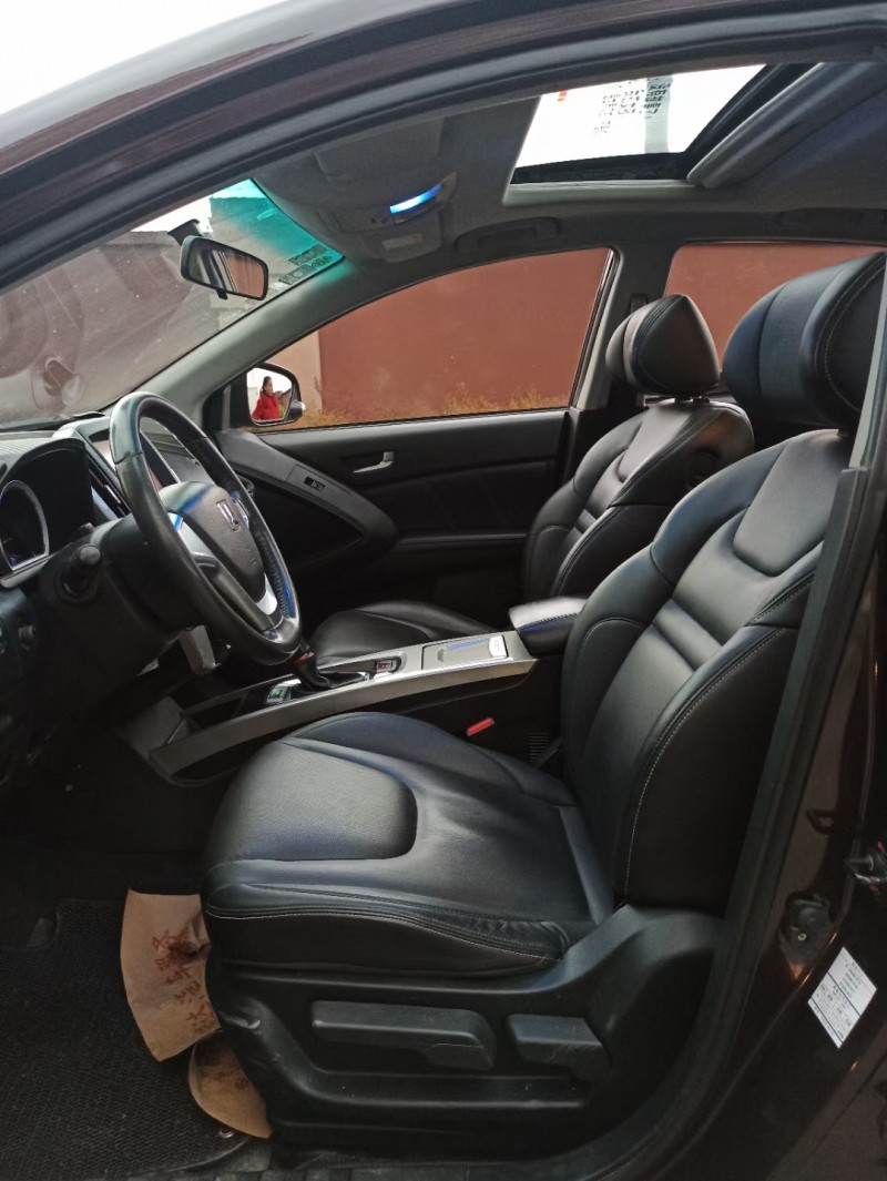 成都16年纳智捷优6 SUV5