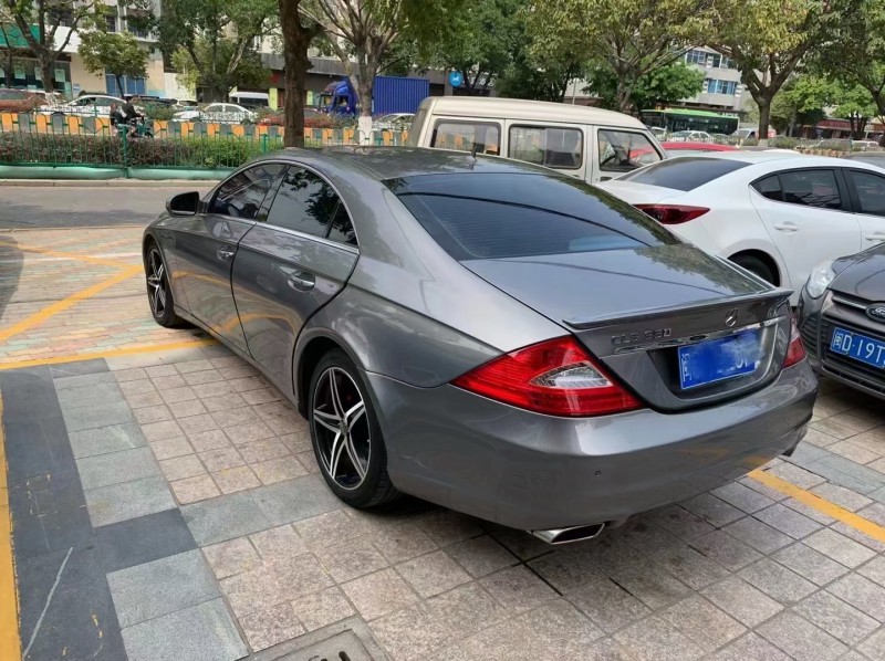 东莞08年奔驰CLS2