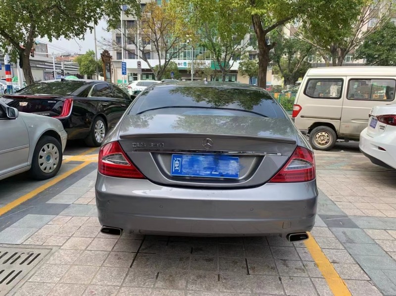 东莞08年奔驰CLS1