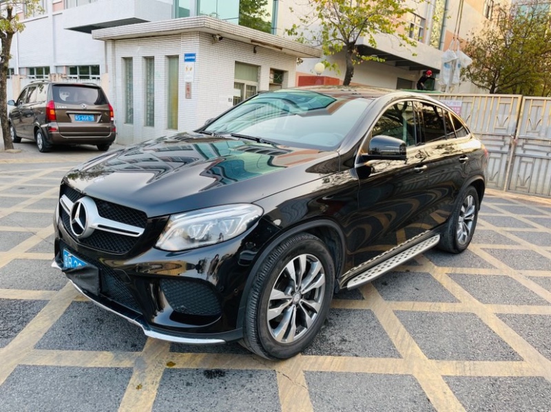 东莞16年奔驰GLE7