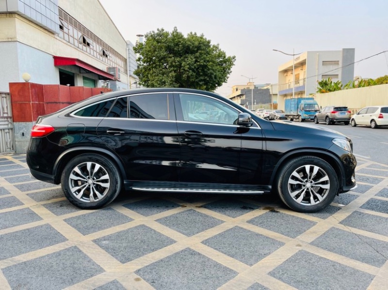 东莞16年奔驰GLE3